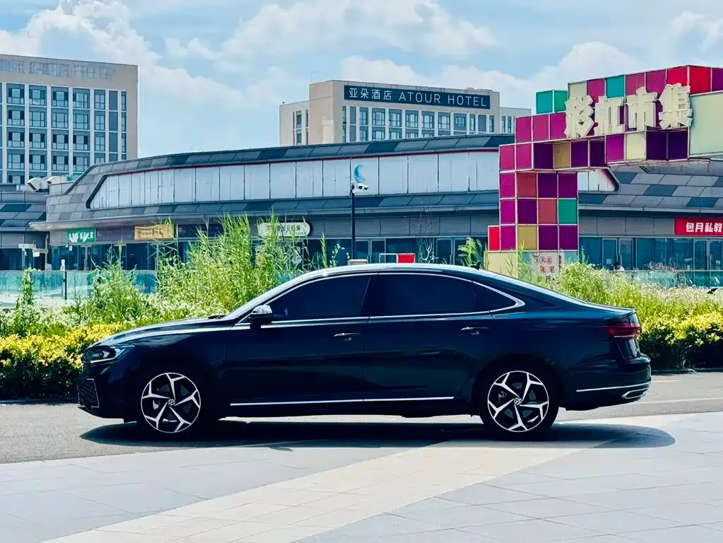 Volkswagen Passat — фото 6