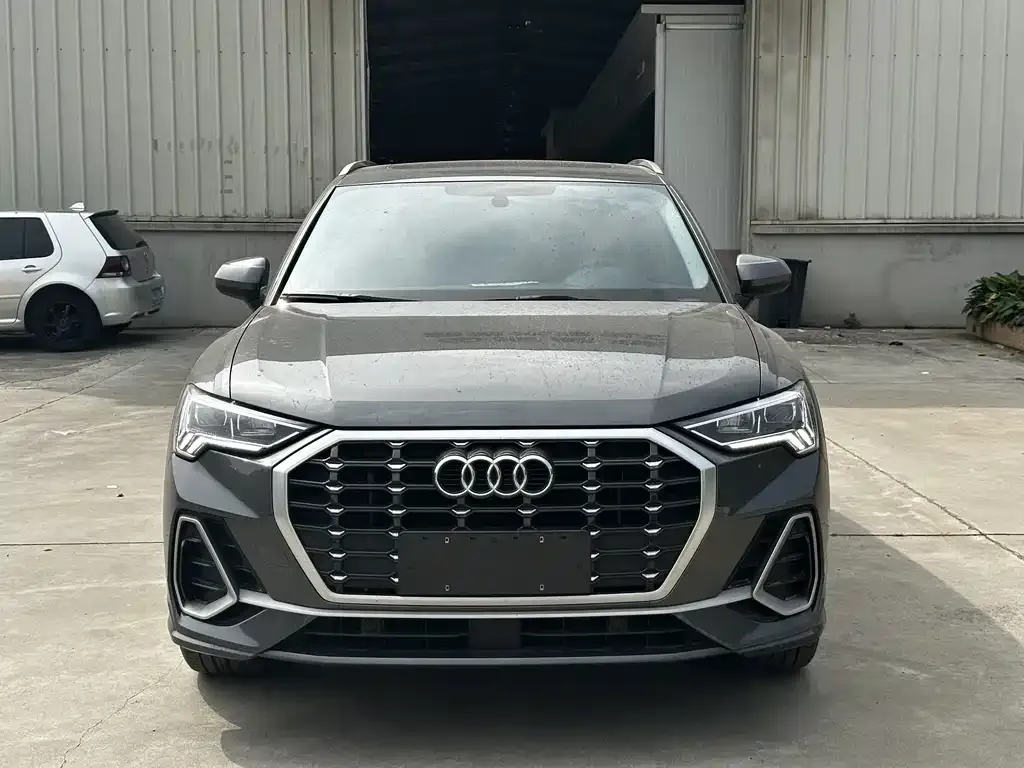 Audi Q3 — фото 4