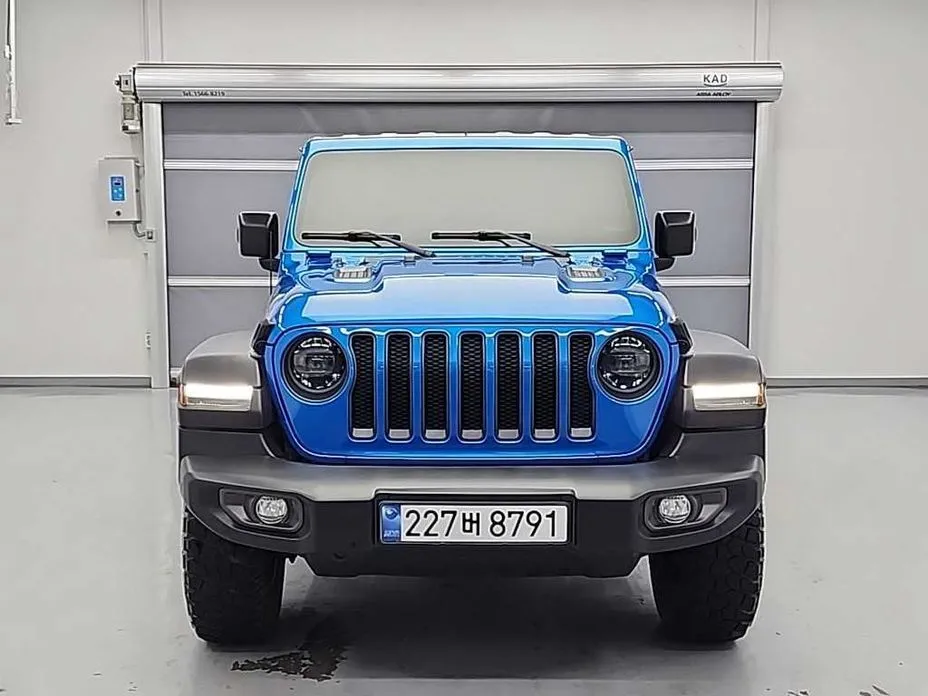 Jeep Wrangler — фото 6