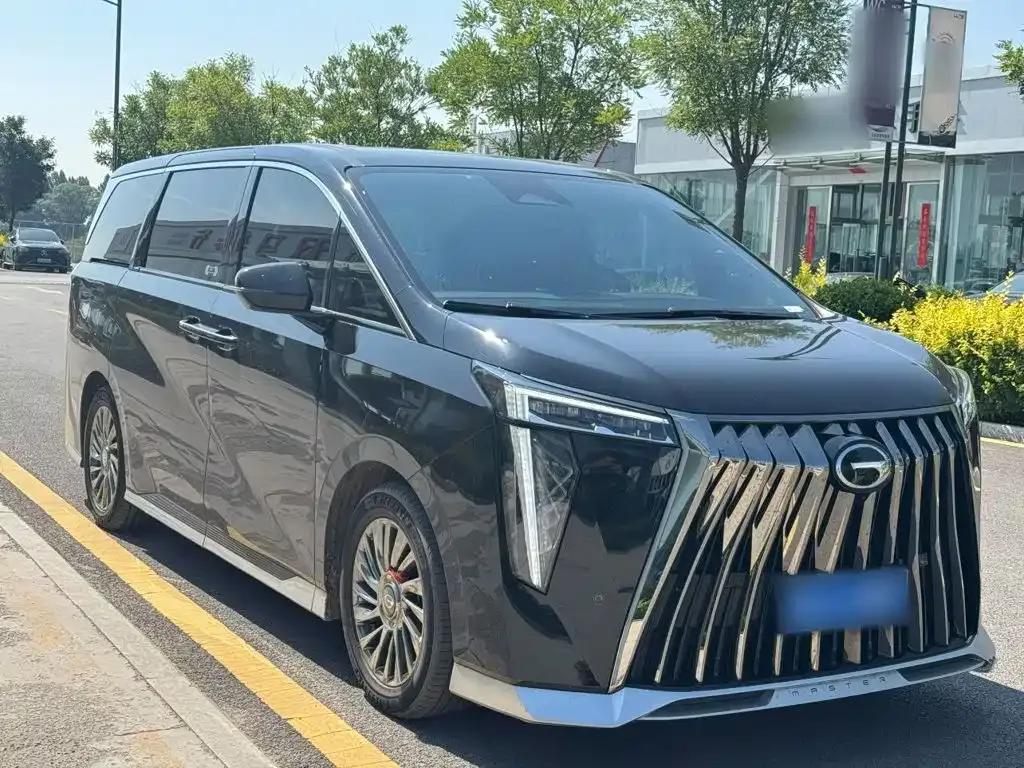 GAC Motor Trumpchi M8 — фото 1