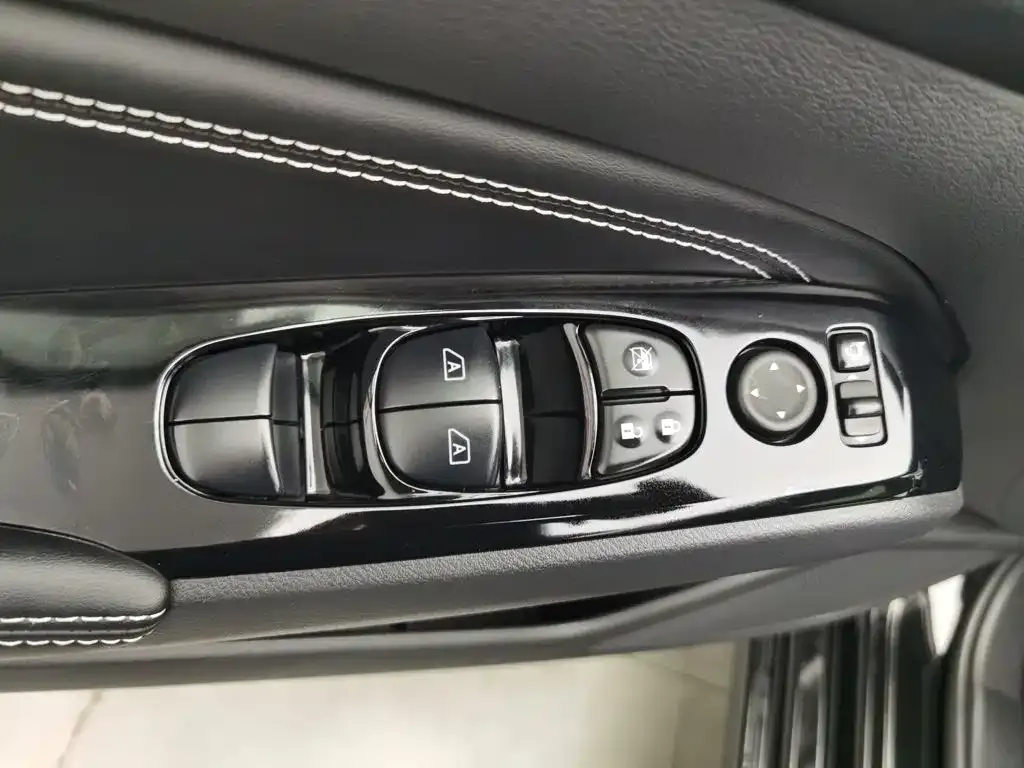 Nissan Teana — фото 7
