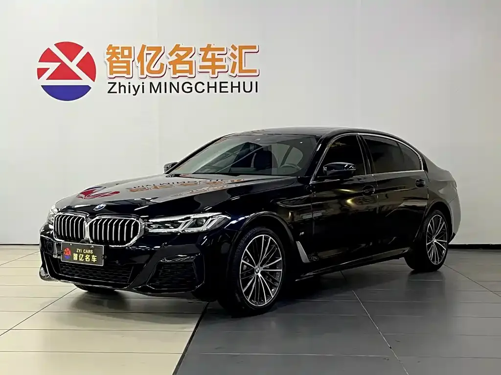 BMW 5 Series — фото 1