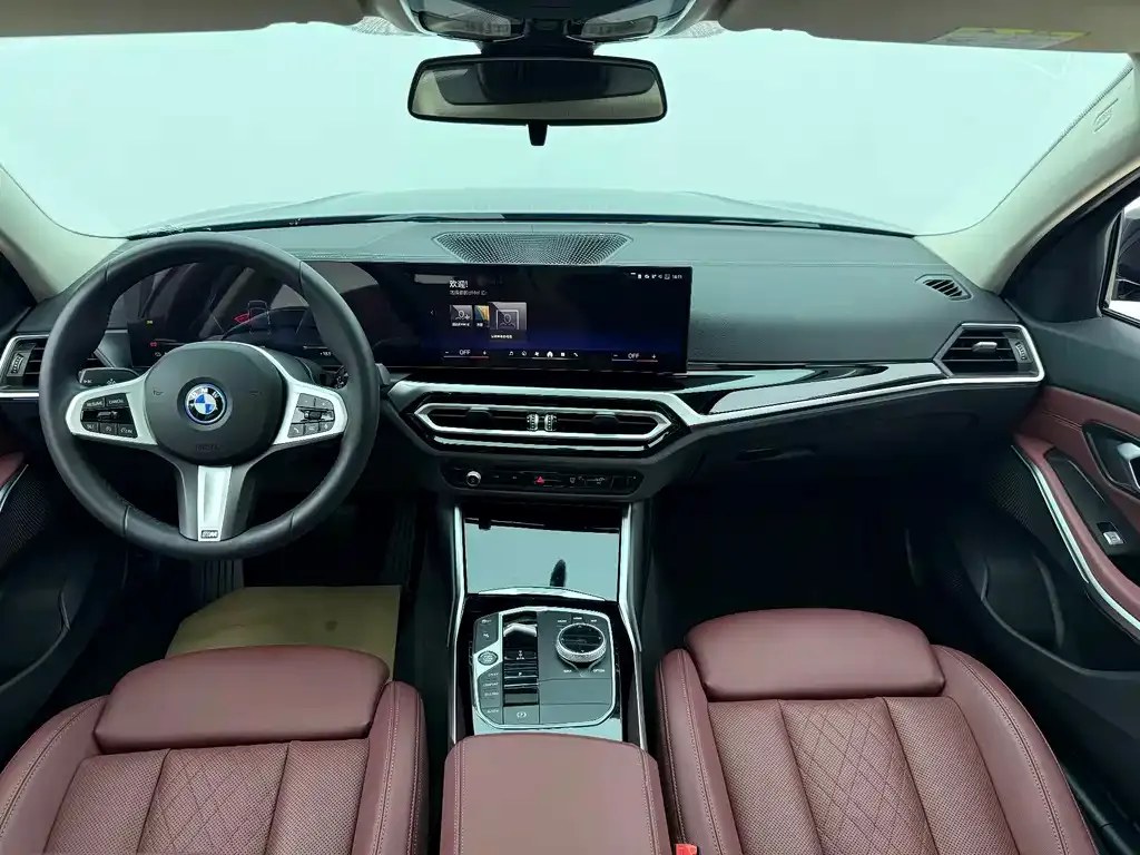 BMW i3 — фото 8