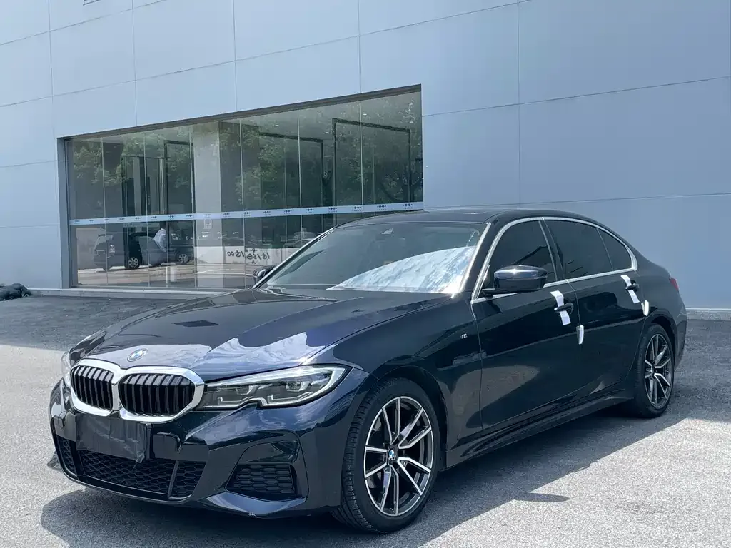 BMW 3 Series — фото 1