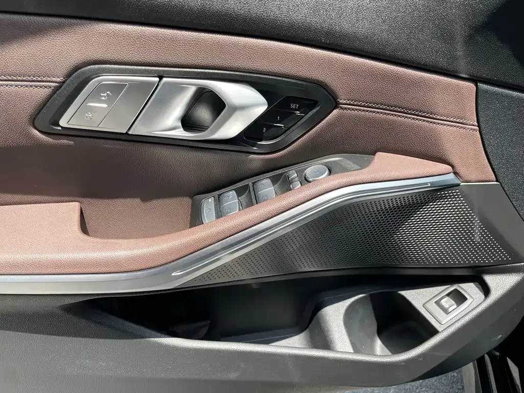 BMW 3 Series — фото 10