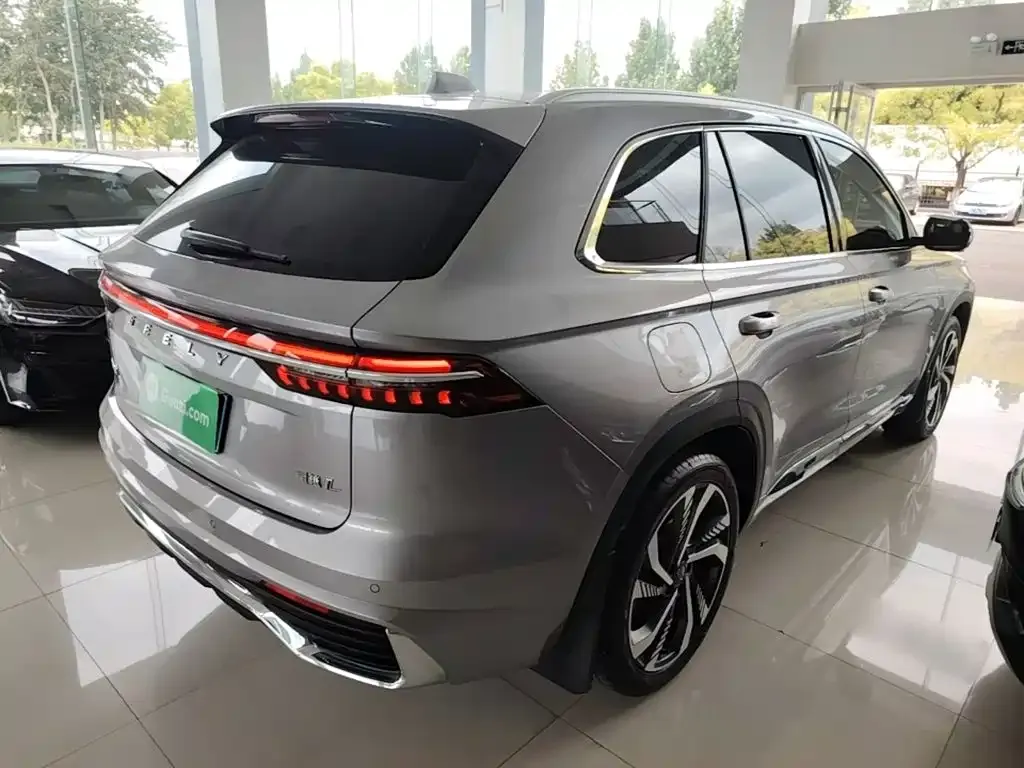 Geely Xingyue L — фото 8