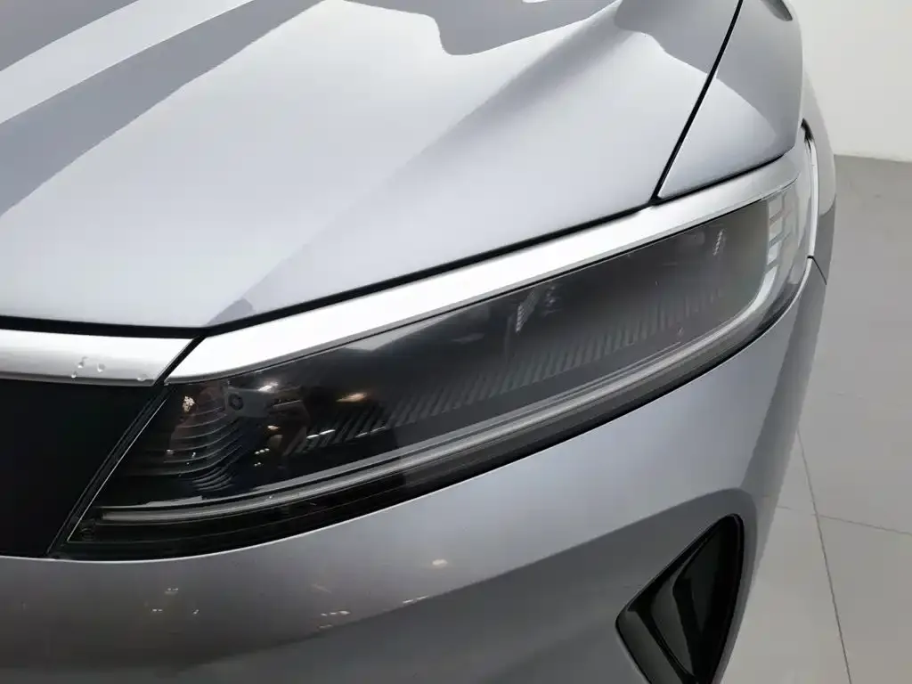 BYD Seal 05 DM-i — фото 6