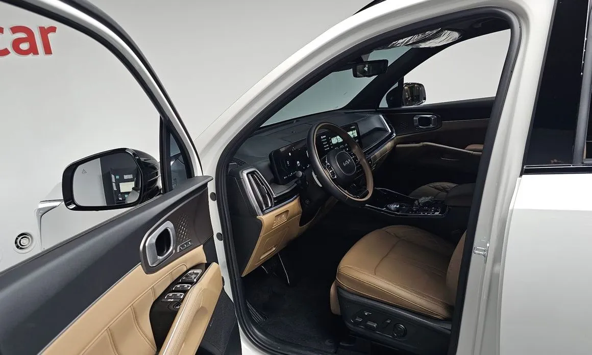 Kia Sorento — фото 8
