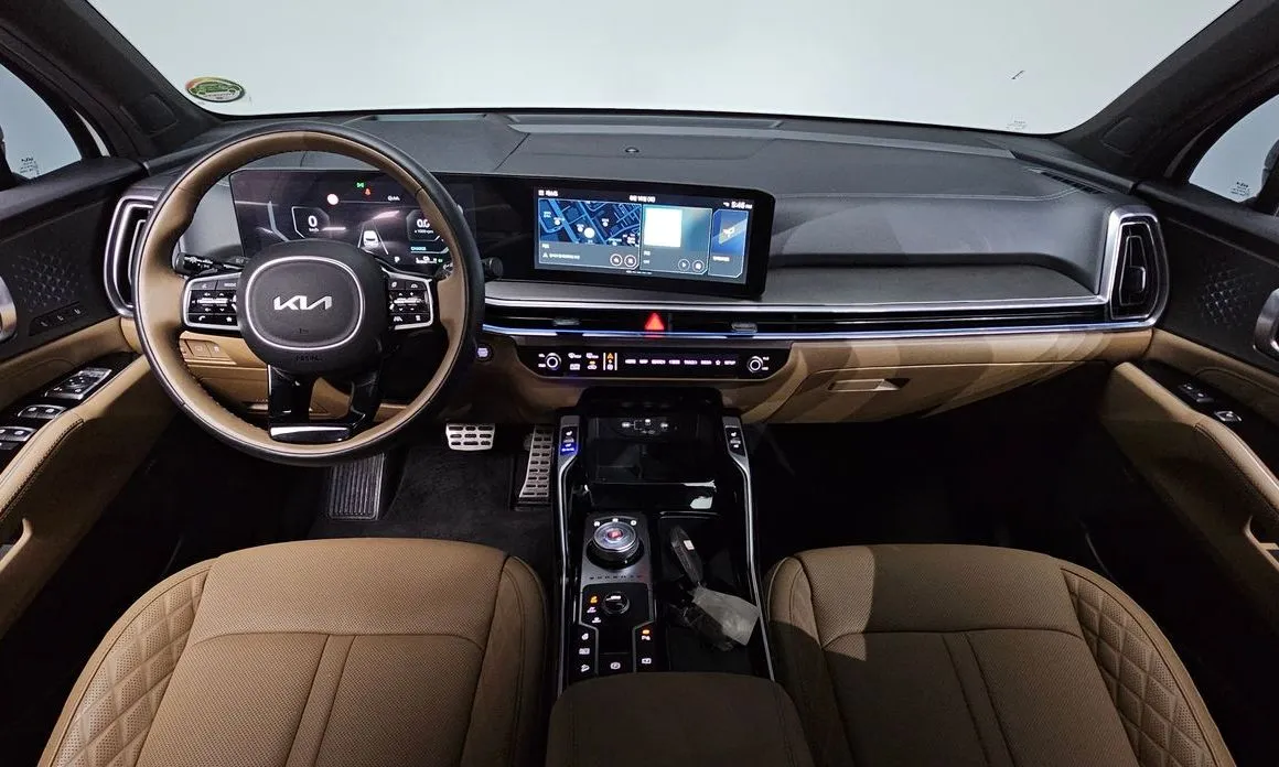 Kia Sorento — фото 9
