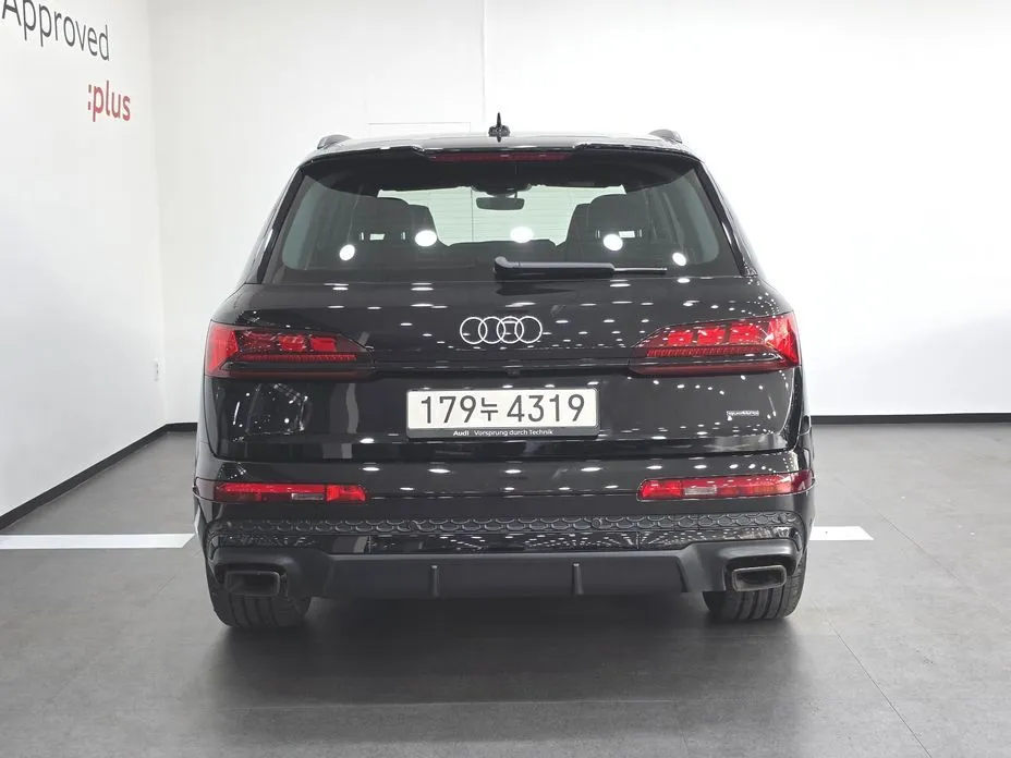 Audi Q7 — фото 5