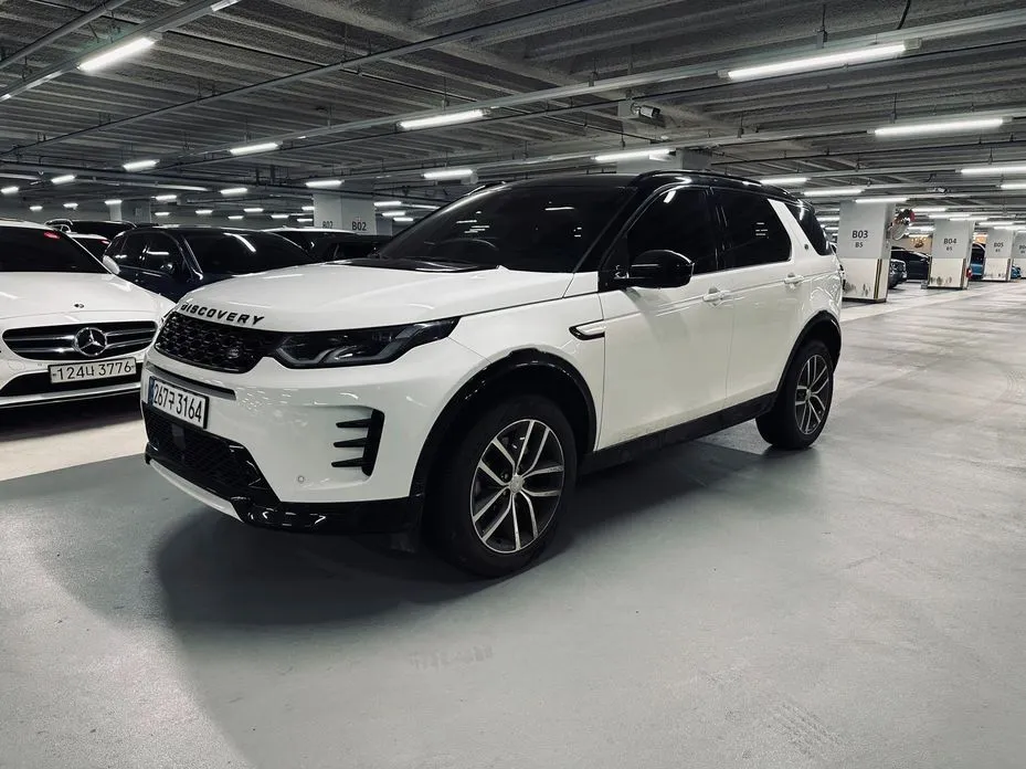 Land Rover Discovery Sport — фото 1
