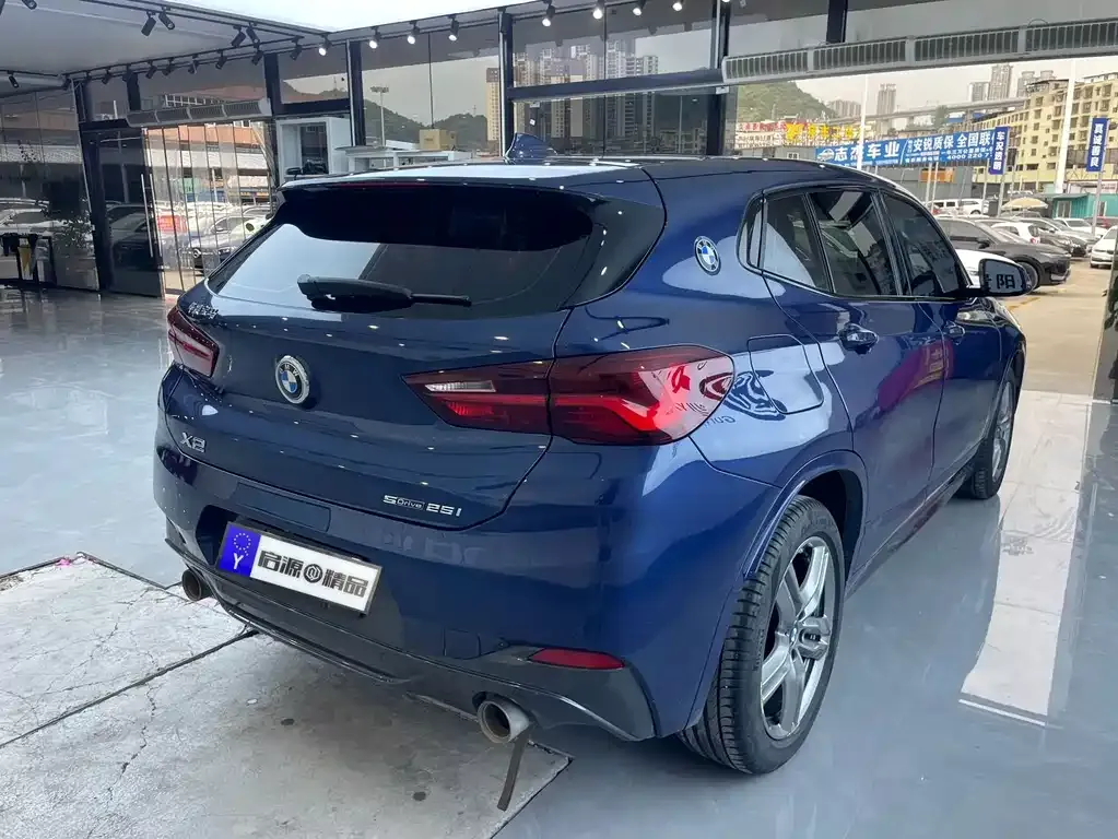 BMW X2 — фото 10
