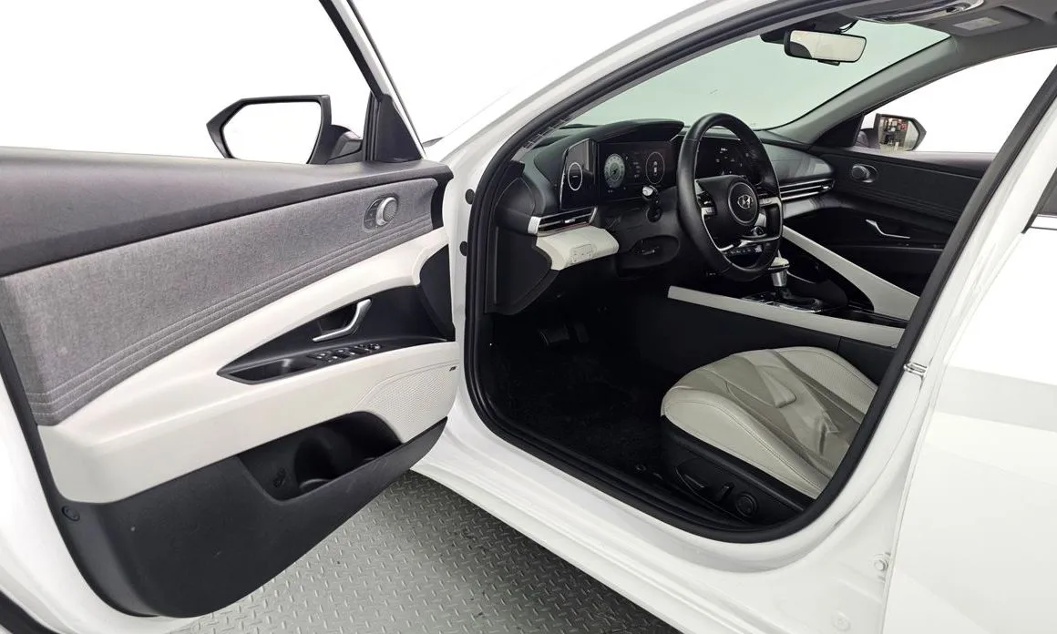 Hyundai AVANTE — фото 9