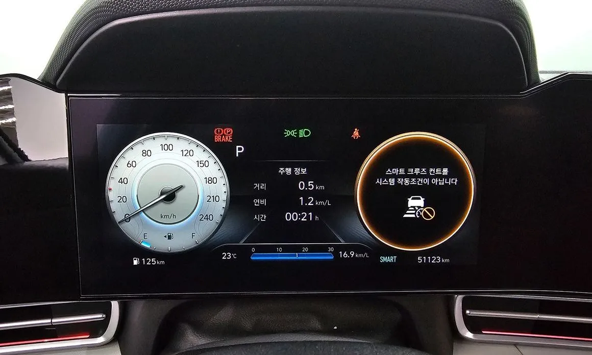Hyundai AVANTE — фото 8