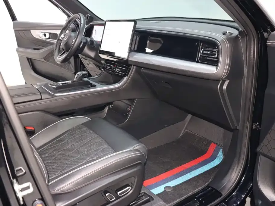 GAC Motor Trumpchi GS8 — фото 8
