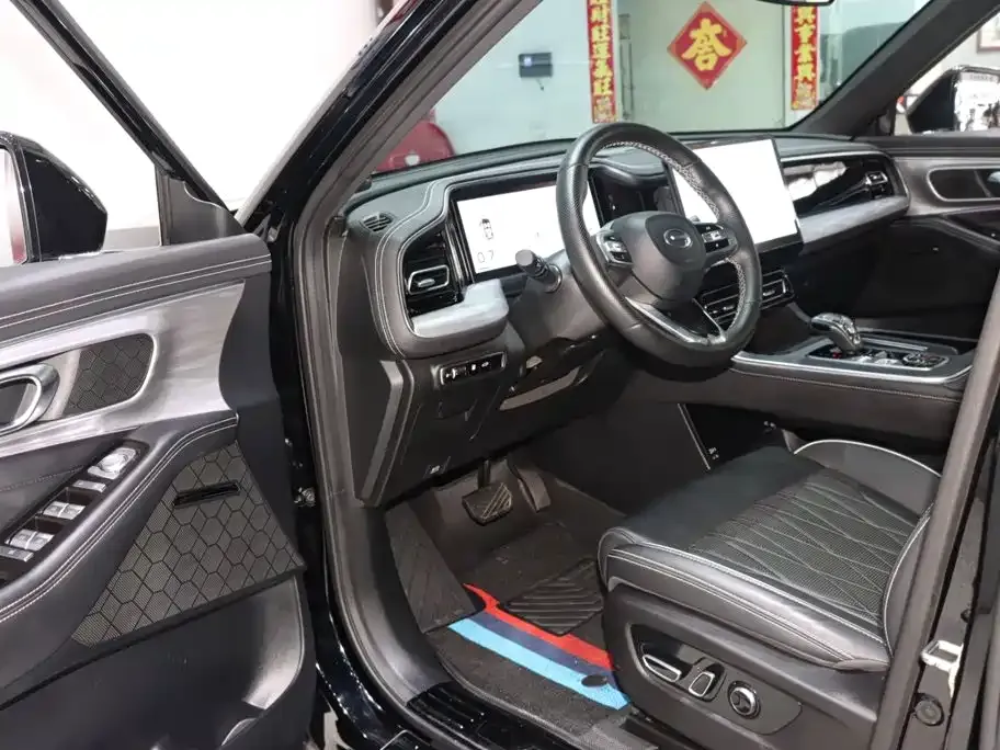GAC Motor Trumpchi GS8 — фото 9