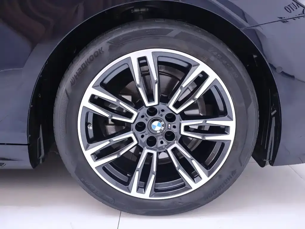 BMW 5 Series (Import) — фото 10