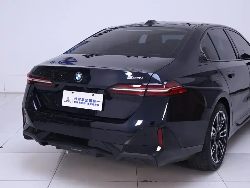 BMW 5 Series (Import) — фото 4