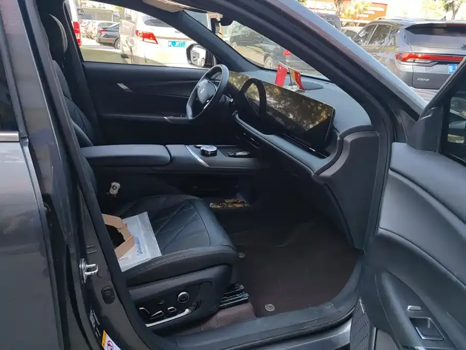 Changan CS75PLUS — фото 10