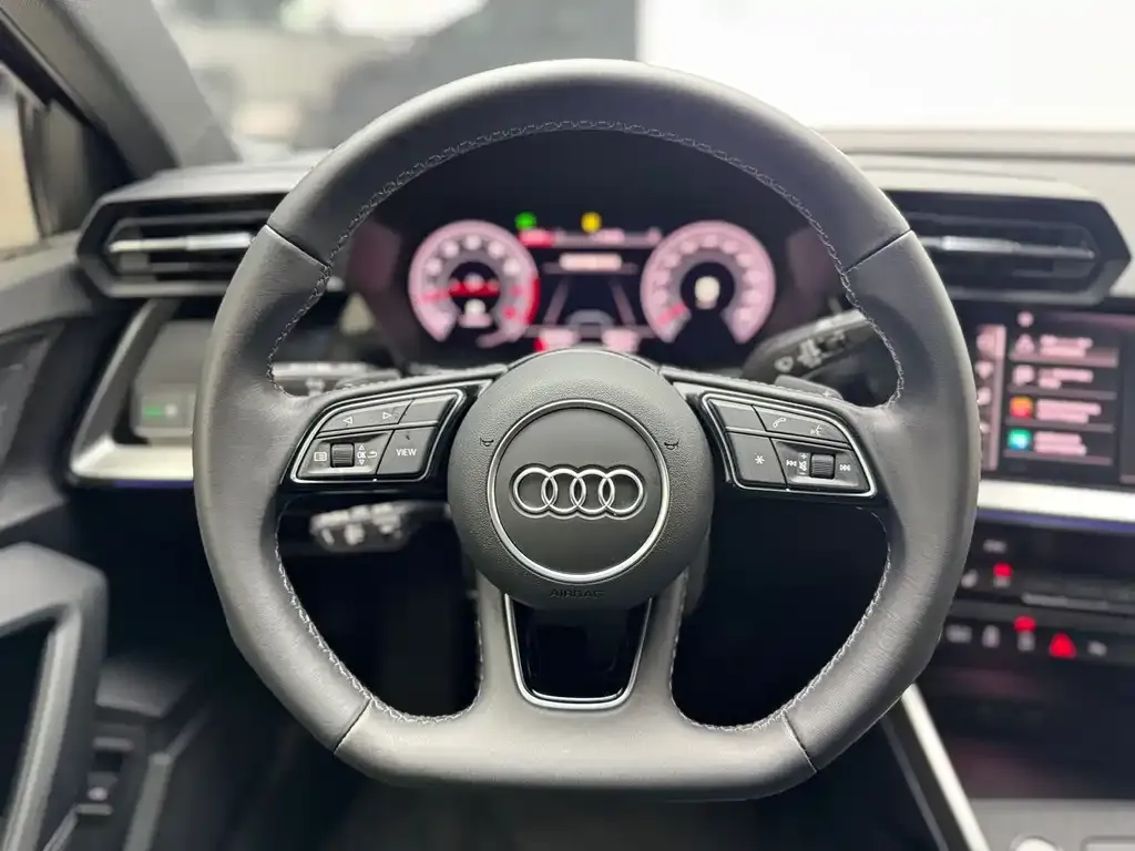 Audi A3 — фото 5