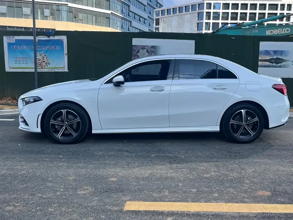 Mercedes-Benz A-Class — фото 6