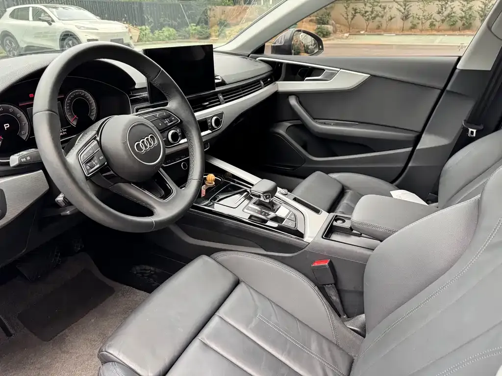 Audi A5 (Import) — фото 2