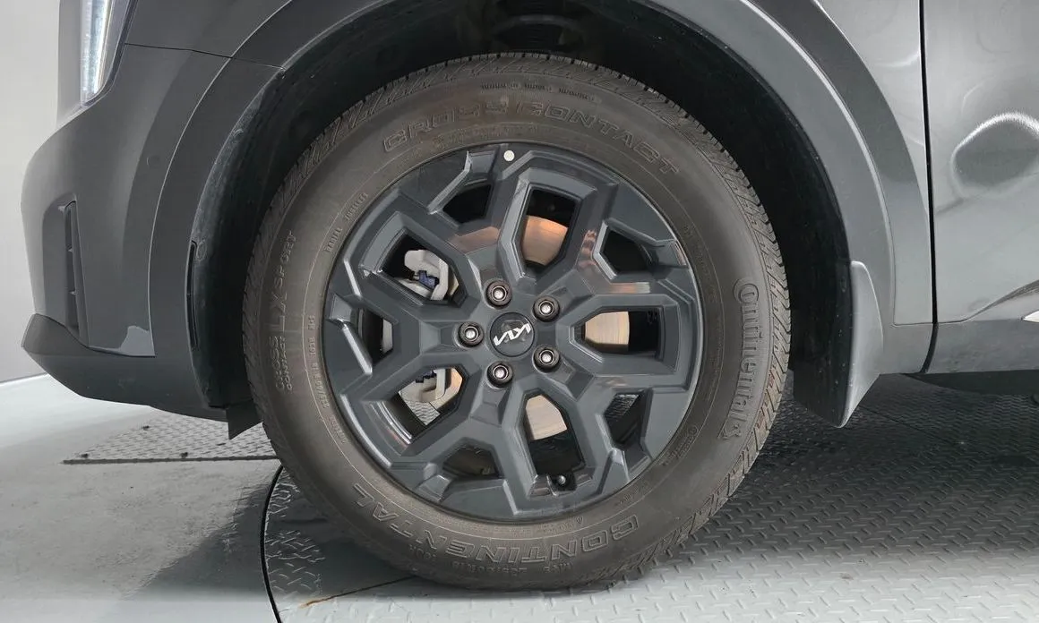 Kia Sorento — фото 7