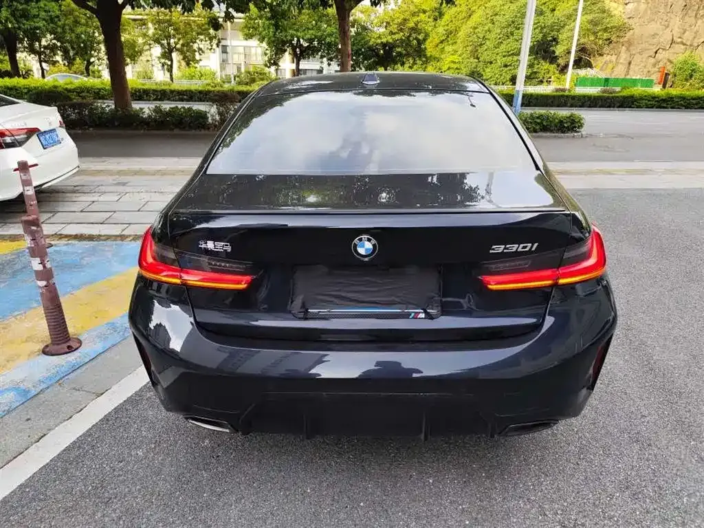 BMW 3 Series — фото 10
