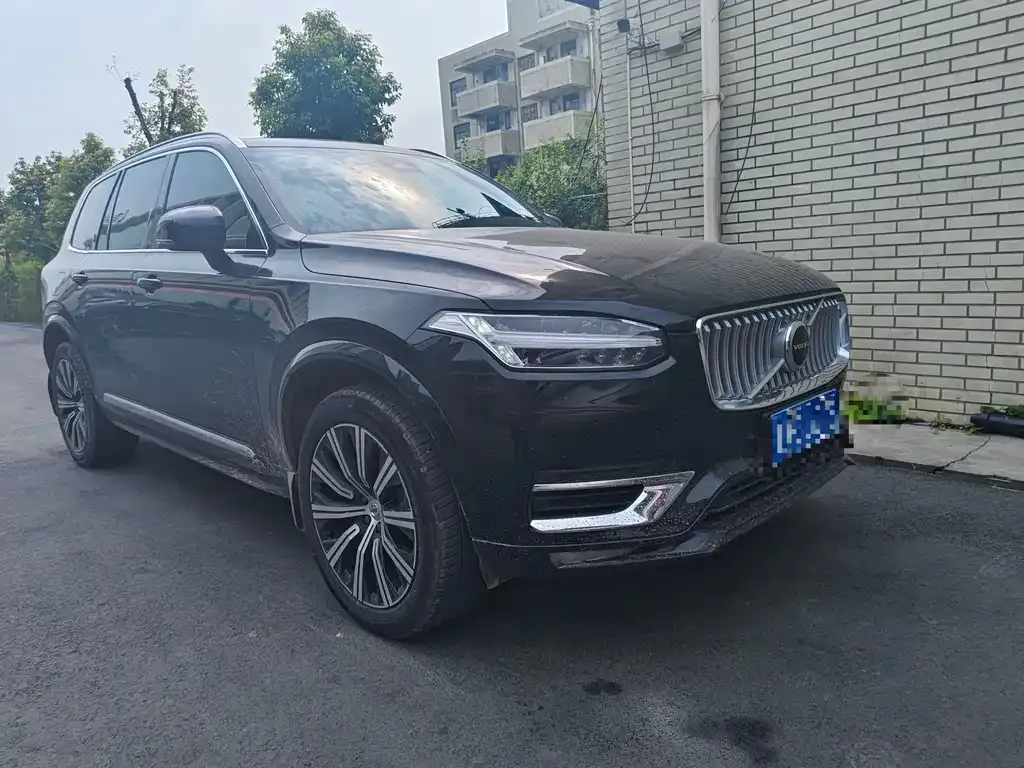 Volvo XC90 — фото 7
