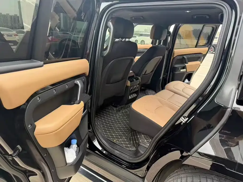 Land Rover Defender — фото 3