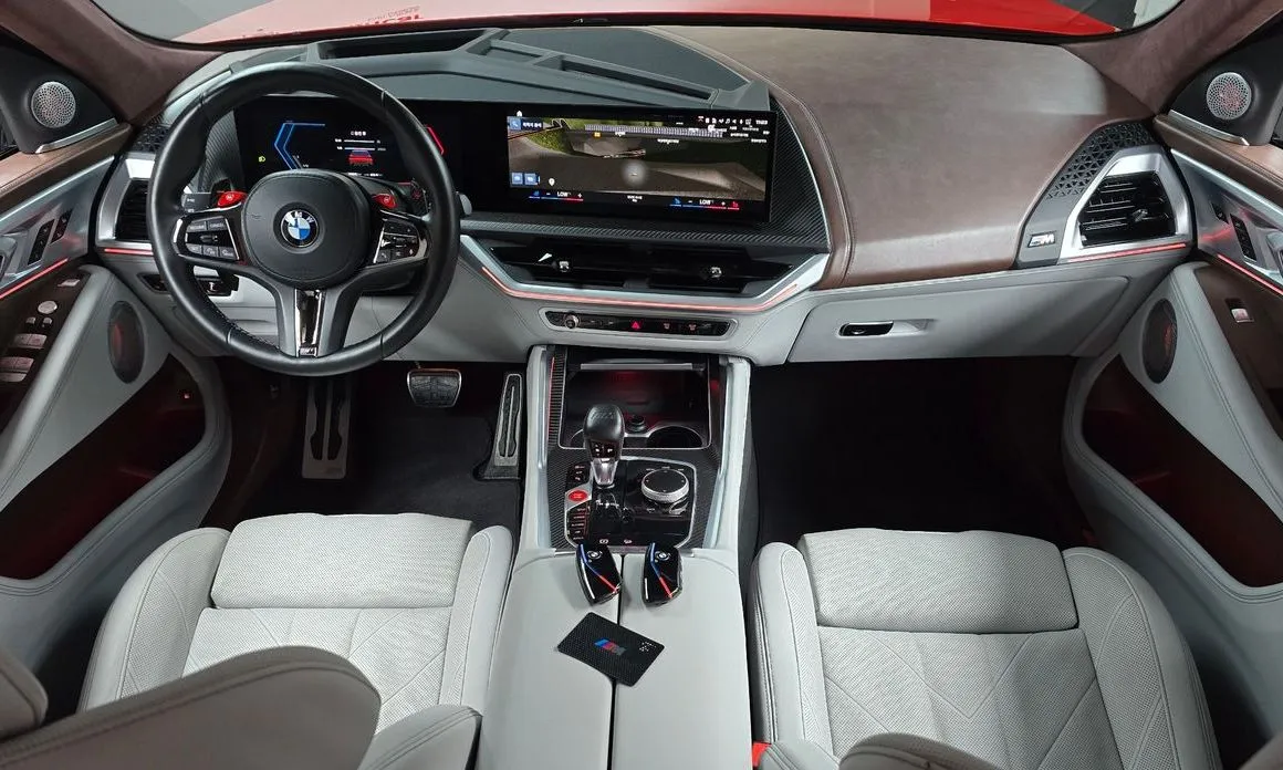 BMW XM — фото 8
