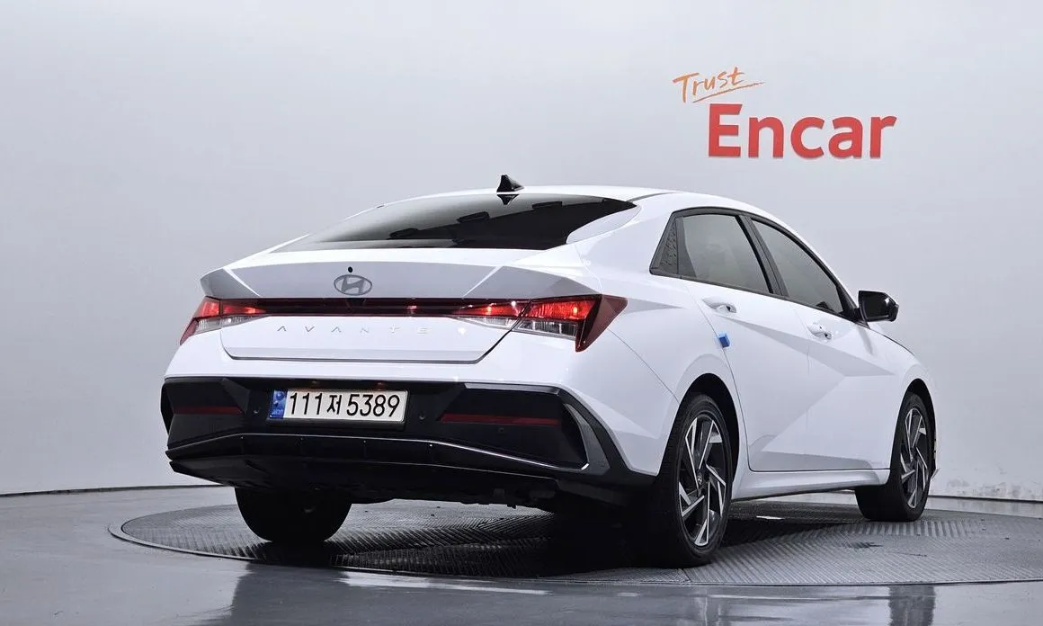 Hyundai AVANTE — фото 2