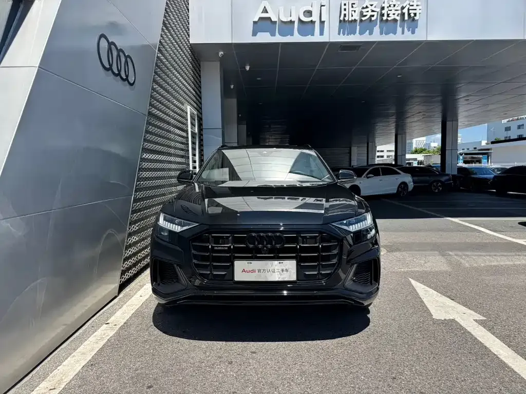 Audi Q8 — фото 2