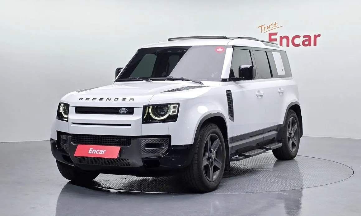 Land Rover Defender — фото 1