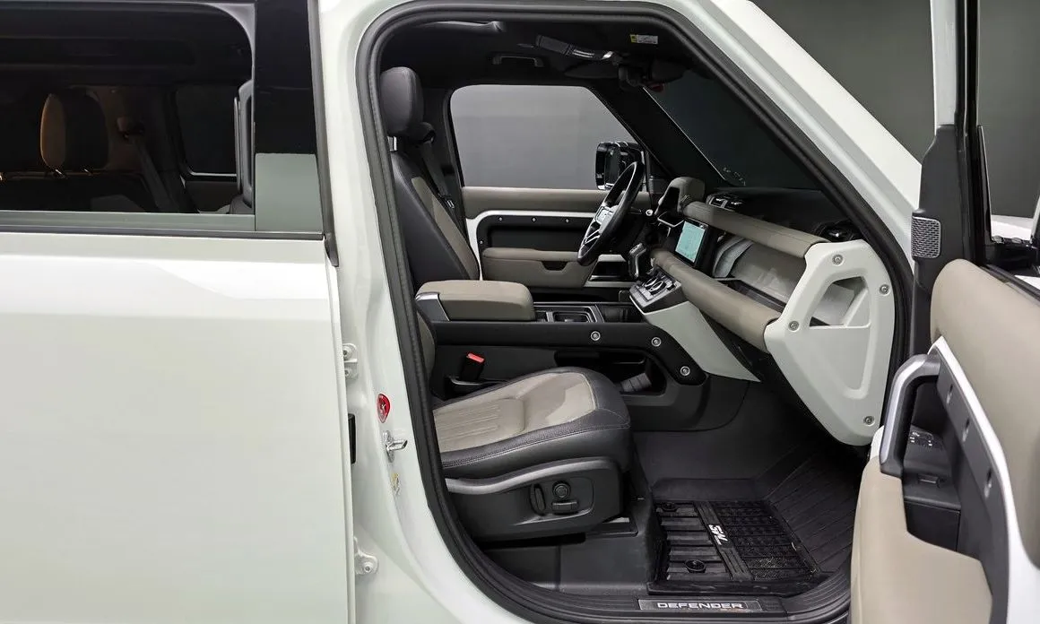 Land Rover Defender — фото 8