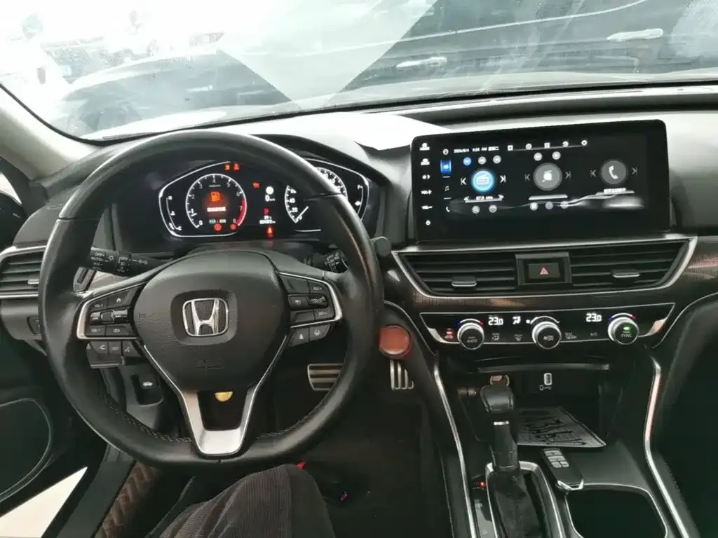 Honda Accord — фото 5