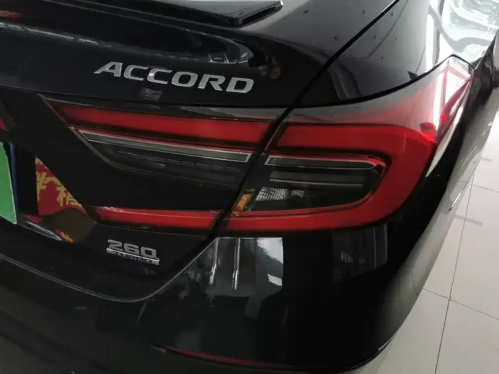 Honda Accord — фото 2