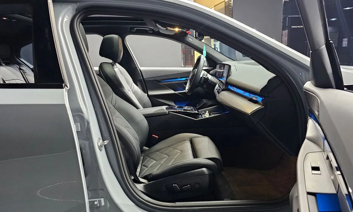 BMW 5-Series — фото 6