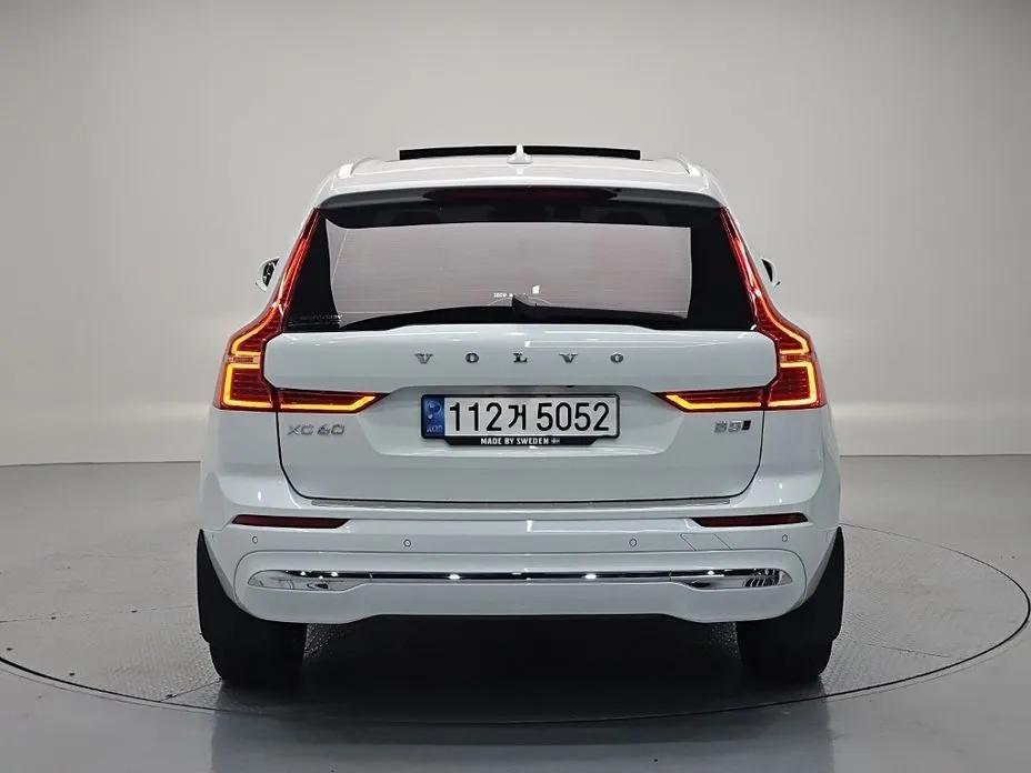 Volvo XC60 — фото 2