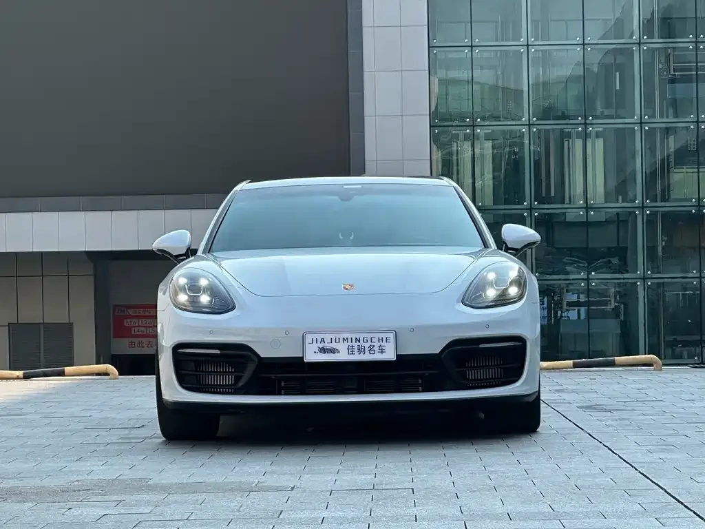 Porsche Panamera — фото 10