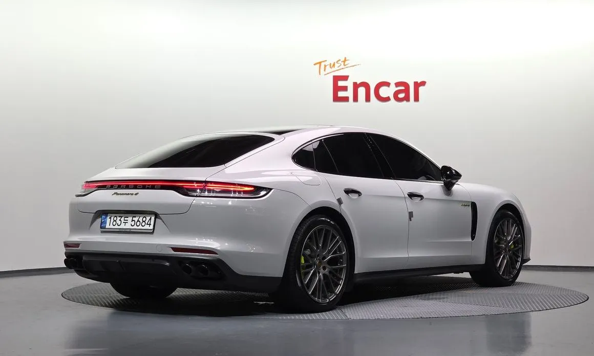 Porsche Panamera — фото 6
