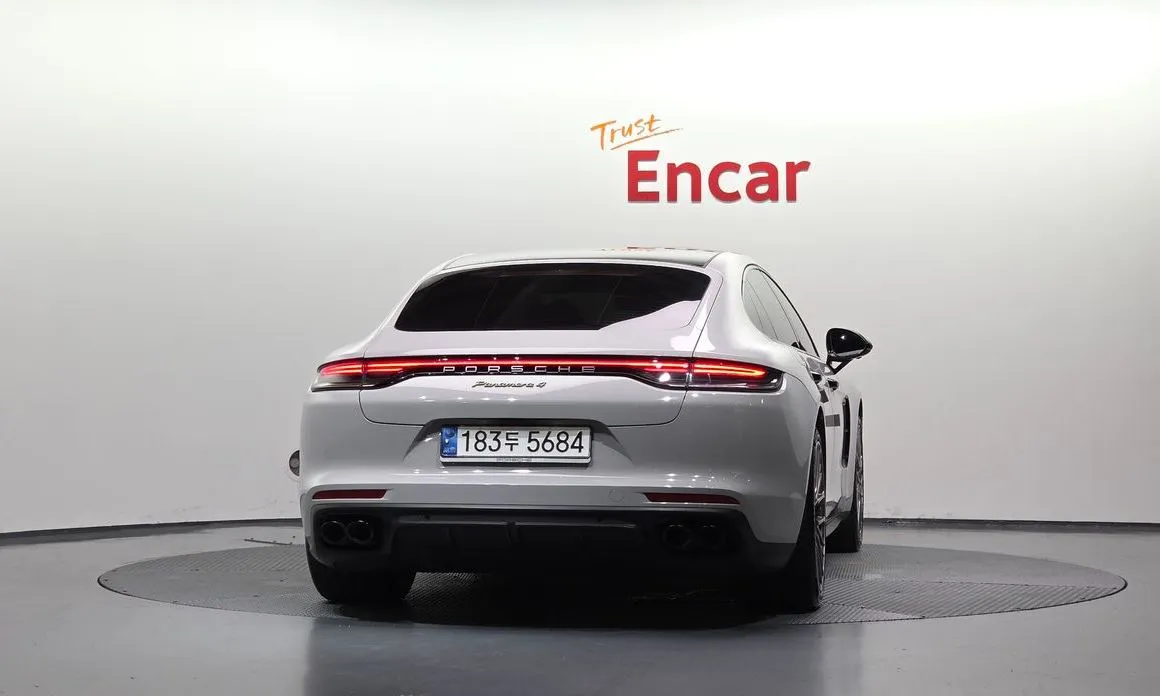 Porsche Panamera — фото 4