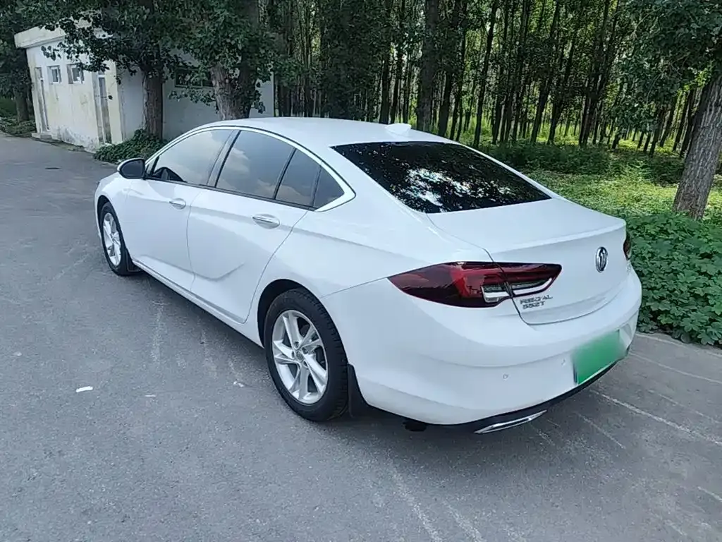 Buick Regal — фото 7