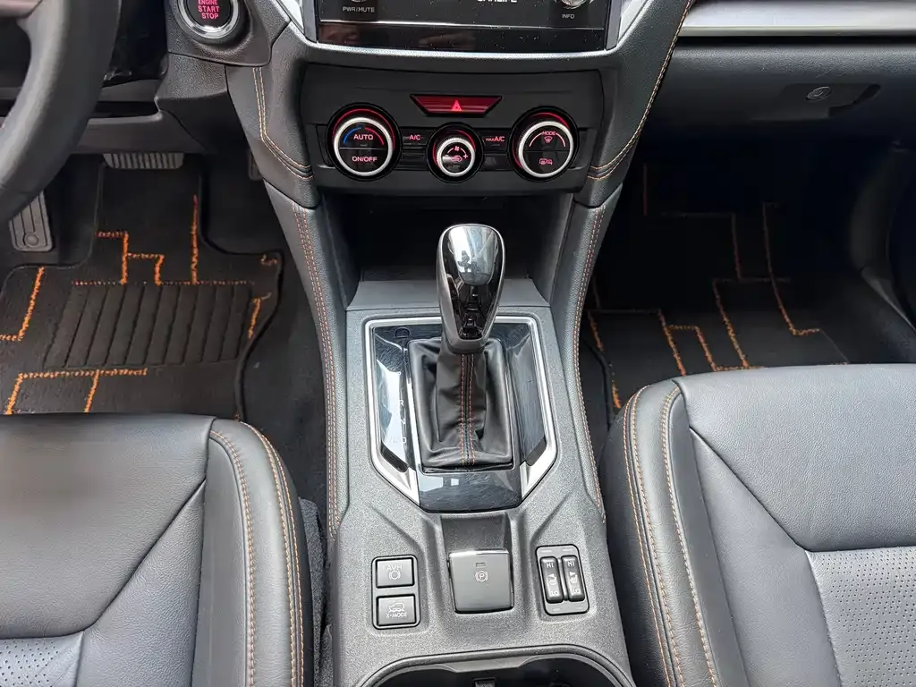 Subaru XV — фото 2