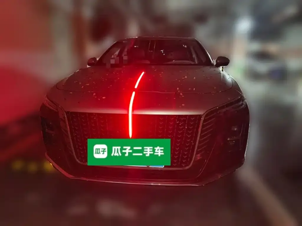 Hongqi H5 — фото 10