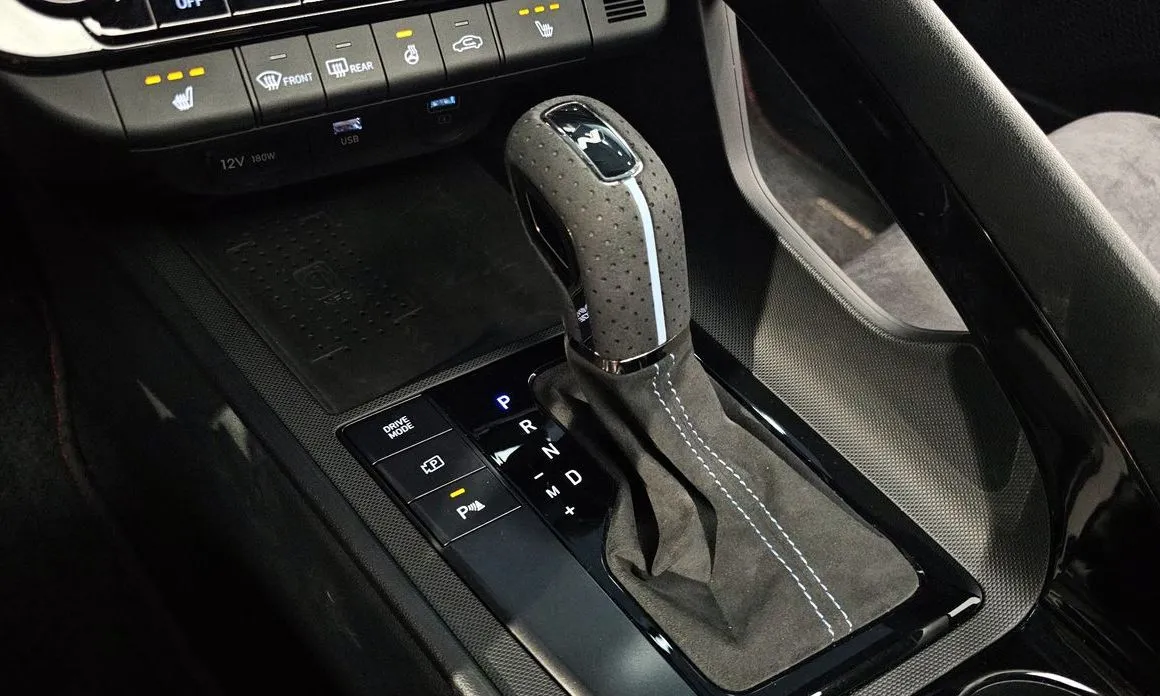 Hyundai AVANTE — фото 9