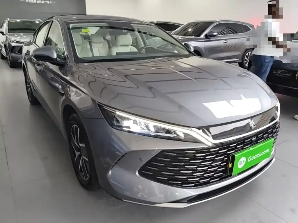 BYD Qin L — фото 10