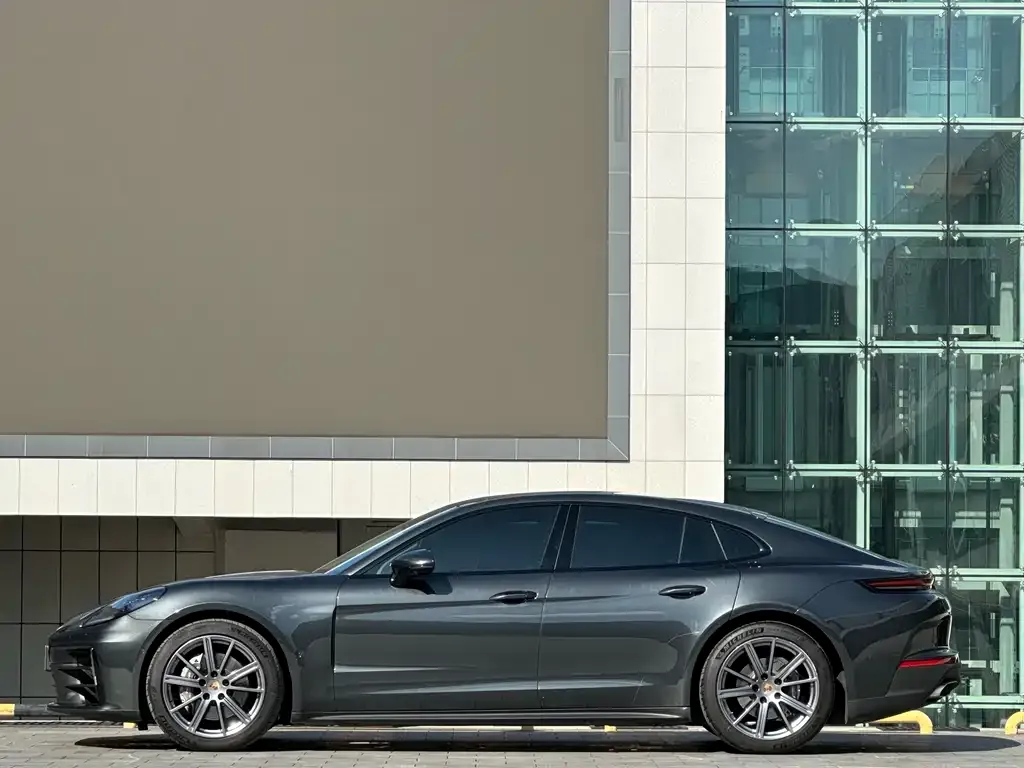 Porsche Panamera — фото 8