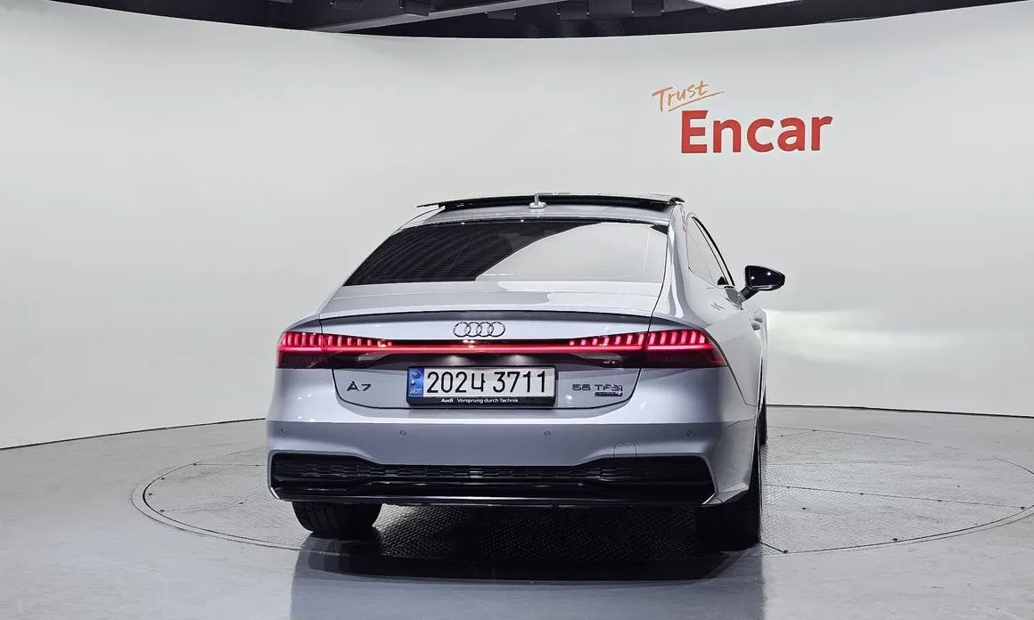 Audi A7 — фото 2