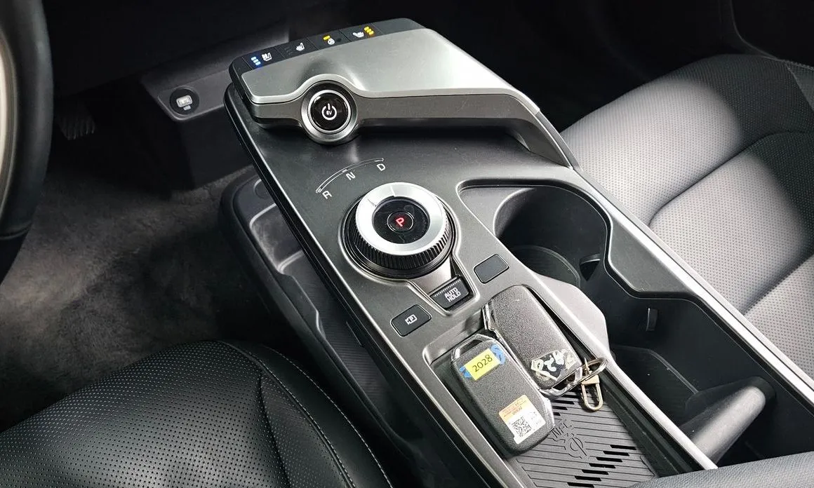 Kia EV6 — фото 6